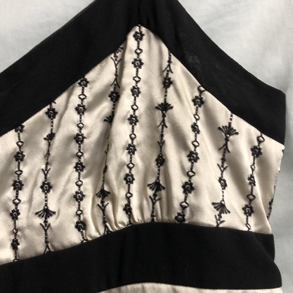 Maternity black cream embroider tank top blouse sleeveless polyester motherhood - Picture 4 of 10